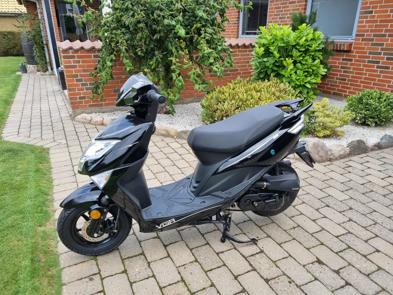 Billede 2 - Vga s ooter