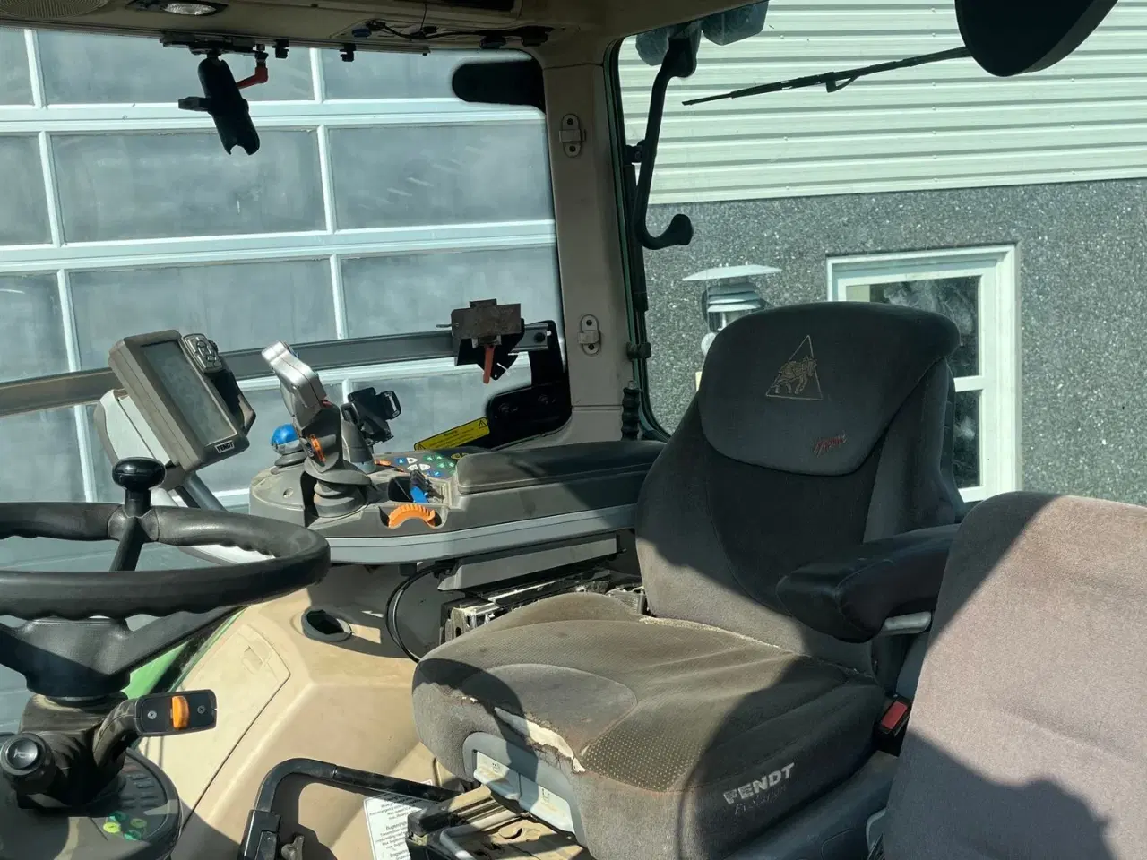 Billede 6 - Fendt 720 Vario Med frontlæsser, frontlift og frontPTO