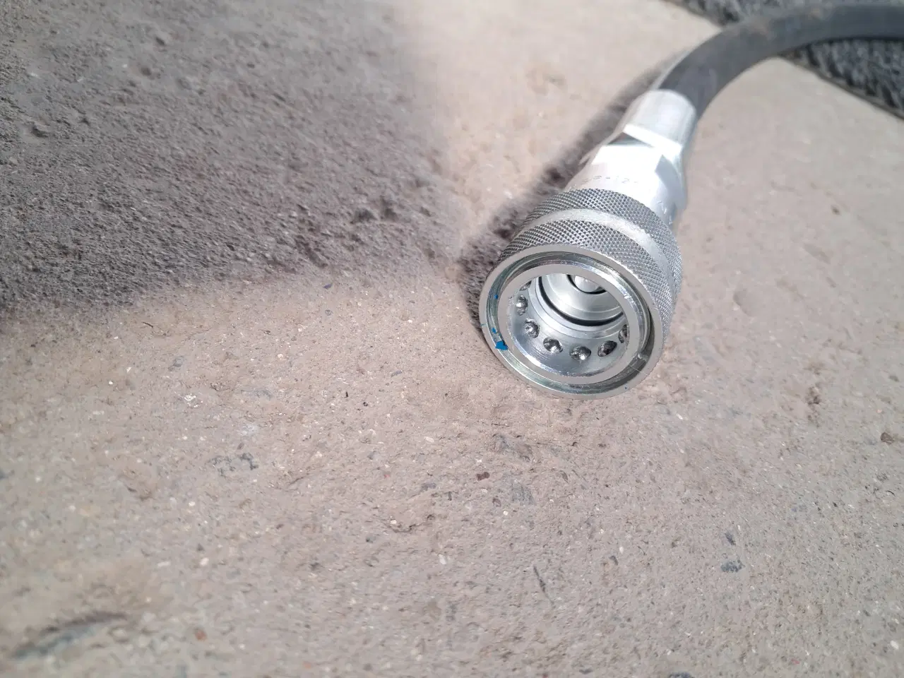 Billede 6 - Hydraulikslange med kobling og fittings helt ny.