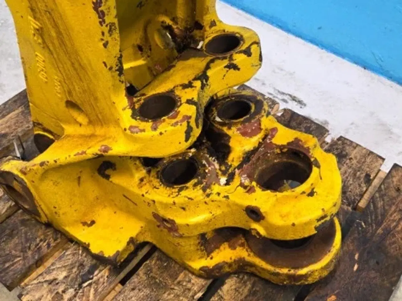 Billede 9 - New Holland LB115B Beslag 85803623