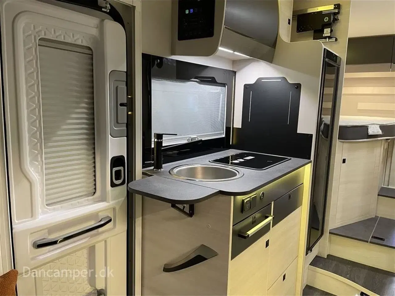 Billede 24 - 2024 - Chausson Titanium 627 ULTIMATE   Nedsat kr. 61.000,- Enkeltsenge + hæve-/sænkeseng, 5 selepladser, 4 sovepladser med mulighed for 5, 170Hk Aut,, Artic pakke, meget udstyr