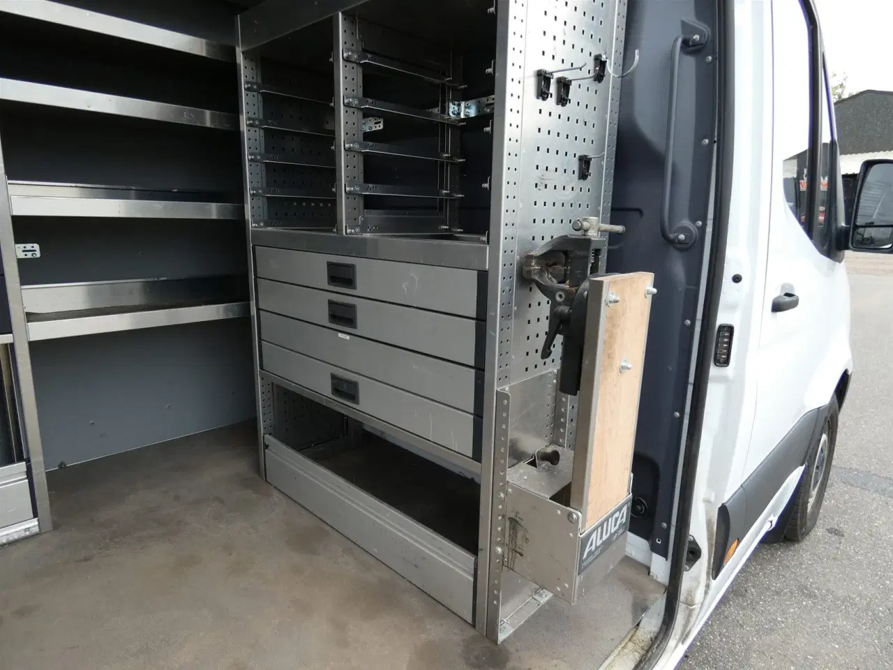 Billede 23 - Mercedes-Benz Sprinter 315 2,0 CDI A2 H2 Værkstedsbil 9G-Tronic 150HK Van Aut.