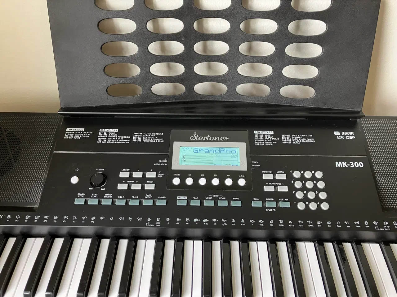 Billede 2 - Elektronisk klaver sælges