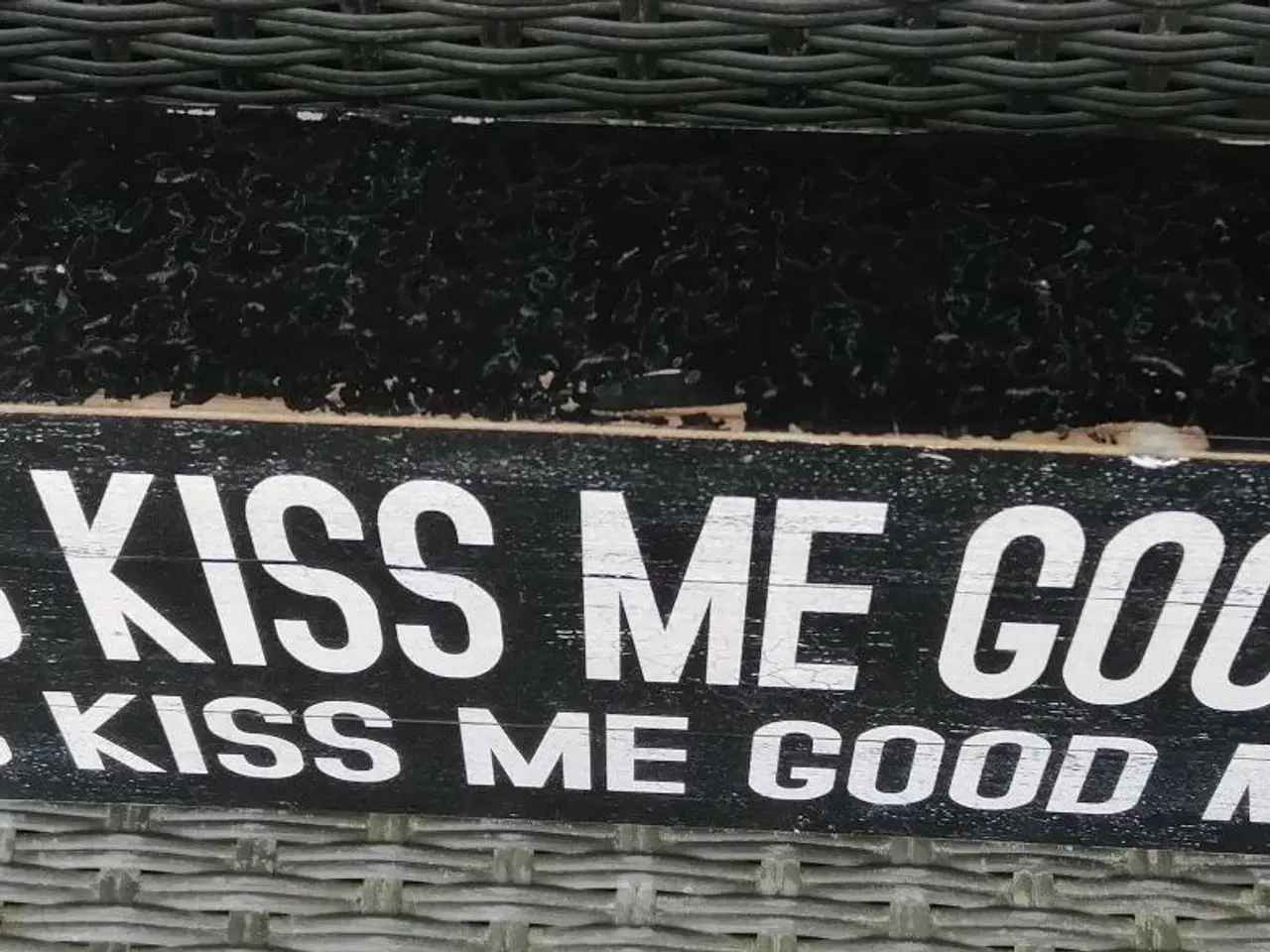 Billede 2 - ALWAYS KISS ME GOOD NIGHT, RETRO TRÆ SKILT