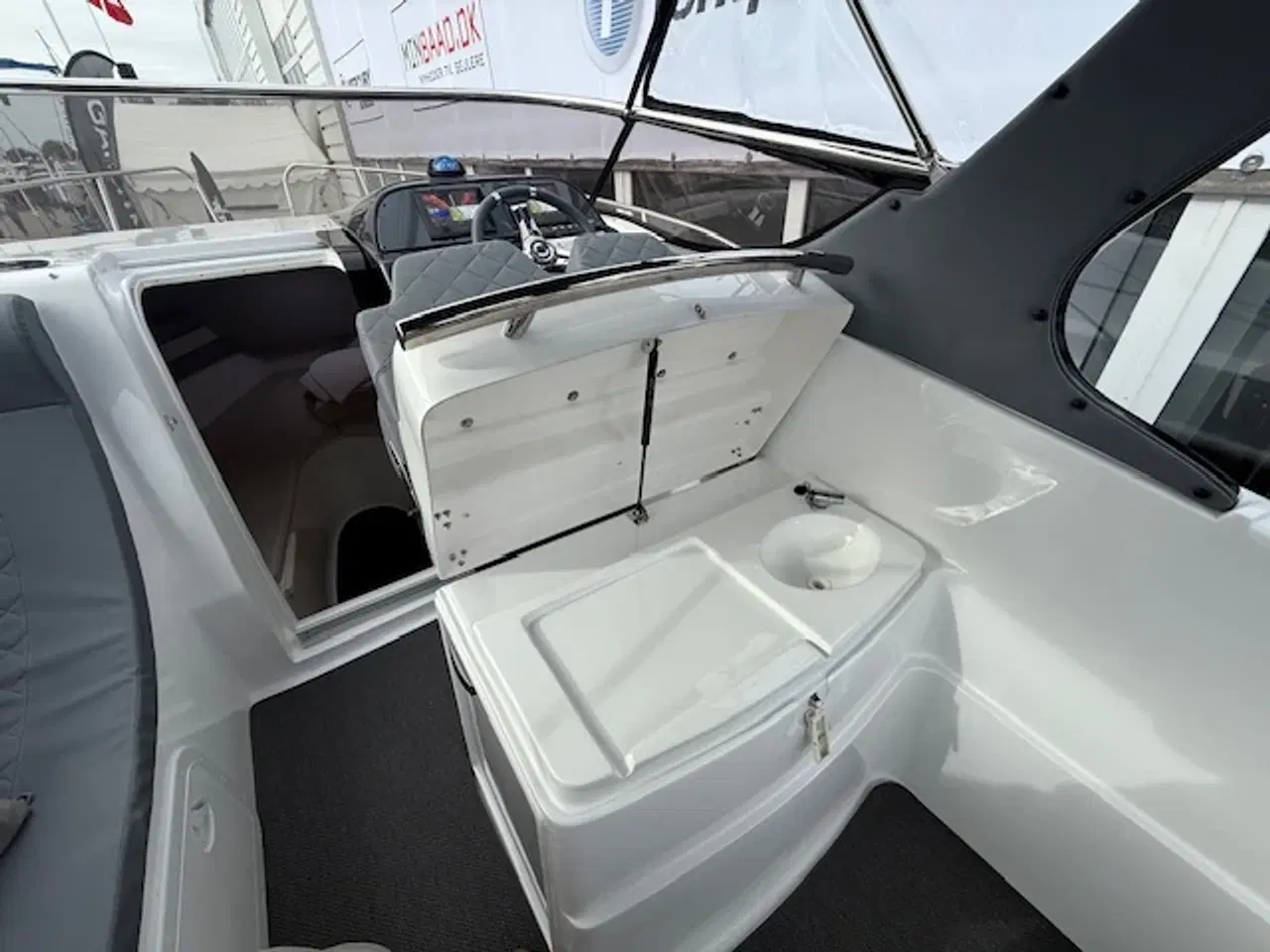 Billede 2 - NY SAVER 650 CABIN 150HK