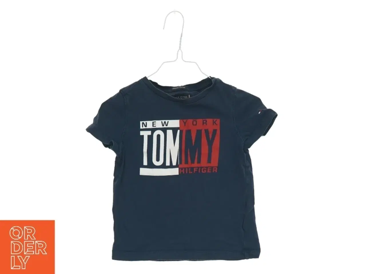 Billede 1 - T-Shirt fra Tommy Hilfiger (str. 98 cm)