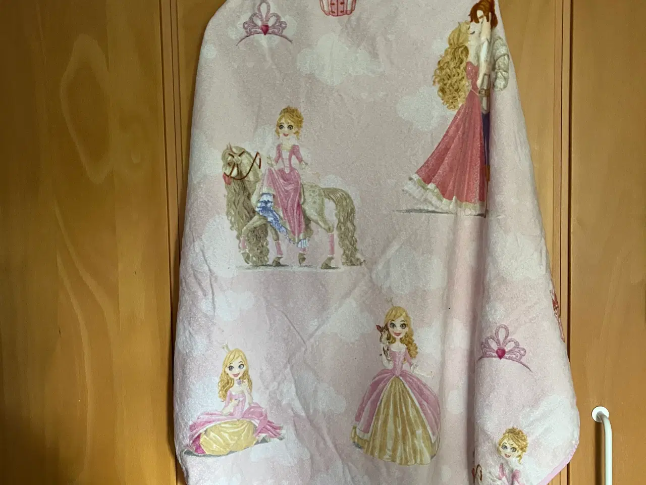 Billede 2 - Prinsesse Badehåndklæder m. Hætte