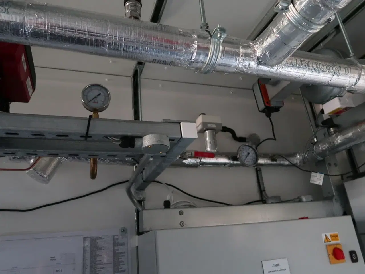 Billede 61 - 20 fods isolering container indrettet som testcenter af overskudsvarme (læs beskrivelse)