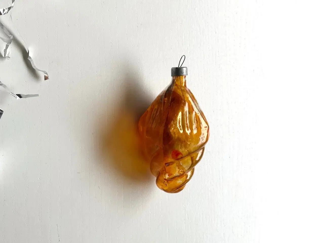 Billede 2 - Brunt, kantet ornament