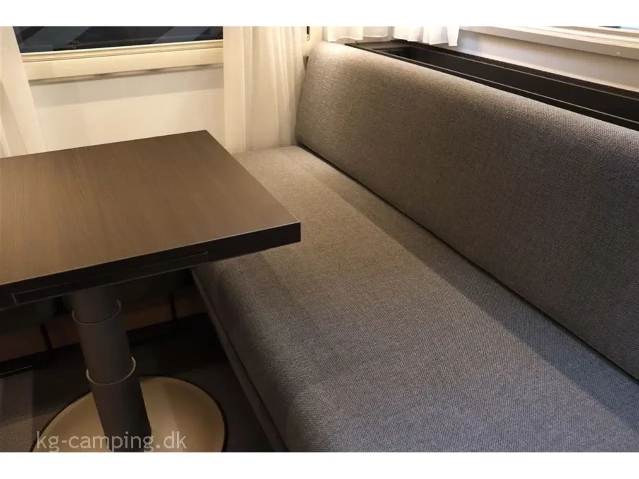 Billede 6 - 2022 - Adria Astella 644 DP   EFTERÅRSTILBUD nu nedsat med kr. 71.000,- | Oplev ferie på førsteklasse i  Astella,  luksuscamping på en helt ny måde.