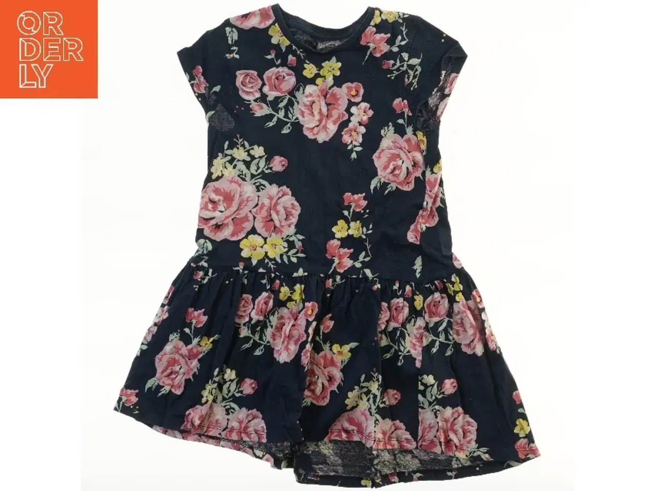 Billede 1 - Blomstret kjole til børn (str. 122)