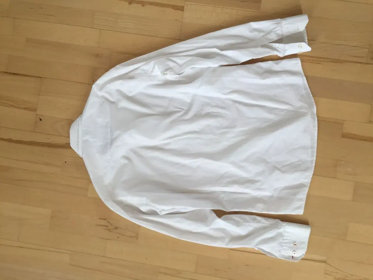 Billede 9 - Gråt bertoni jakkesæt med hvid skjorte