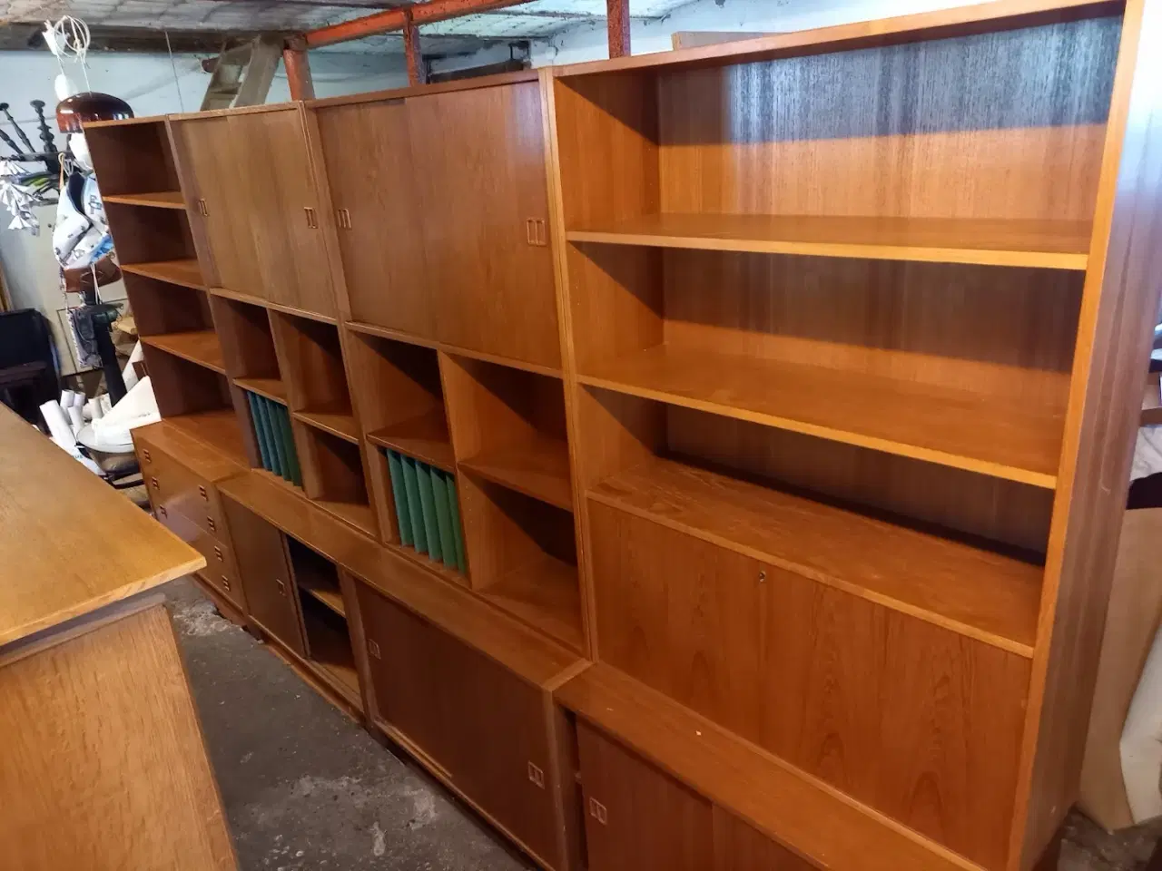 Billede 7 - Teak reol i fire sektioner