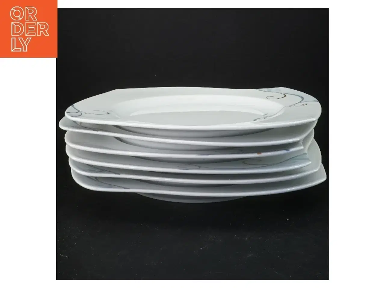 Billede 1 - 6 tallerkner fra Fyrklveren Victoria (str. 6 stk 26x26 cm)