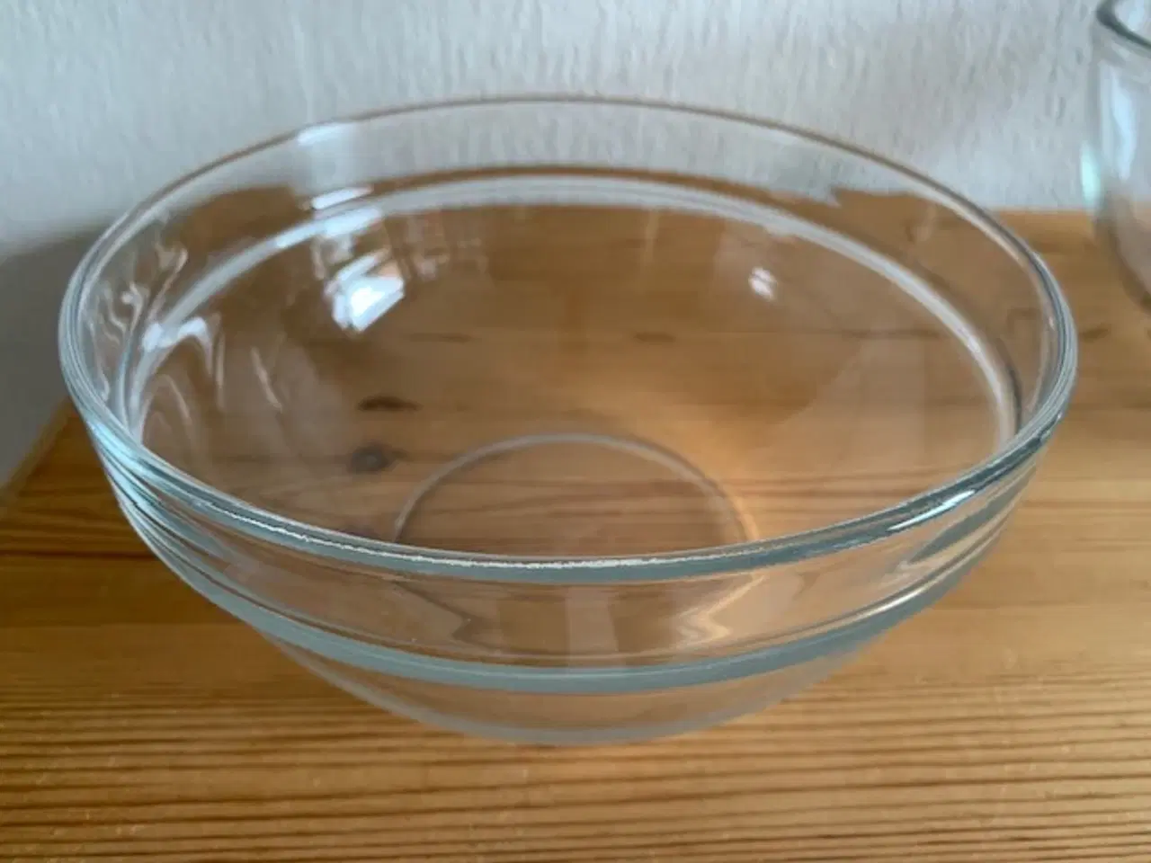 Billede 4 - Skåle og fad, Arcoroc France - 3 stk. samlet 25 kr