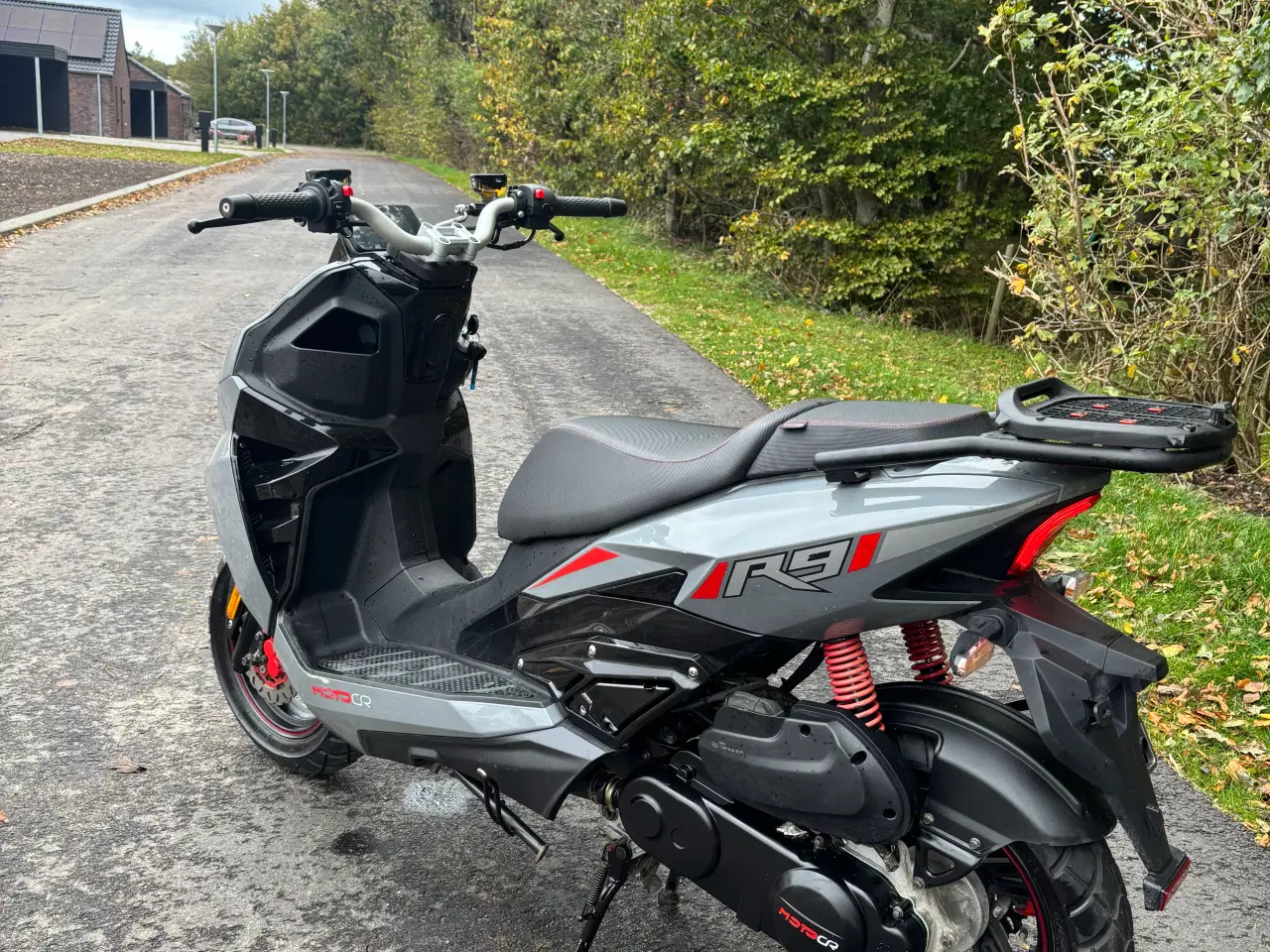 Billede 3 - Motocr r9