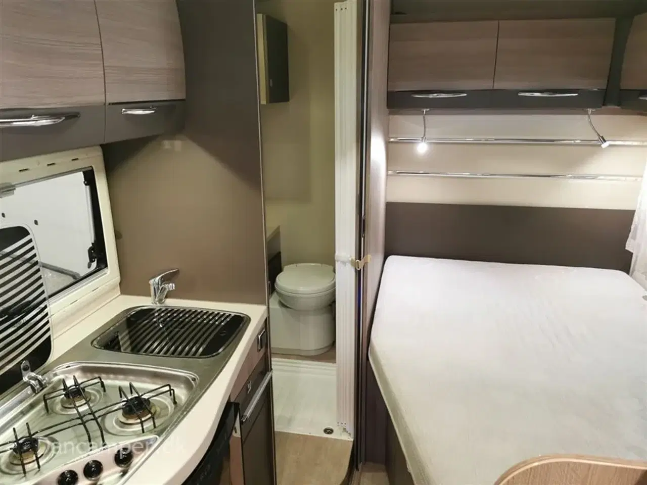 Billede 14 - 2016 - Chausson Flash 515   Anvisningsbil! Ultra kort og handy, 155 HK, 2,3 L motor, Truma monocontrol, Elcykelstativ