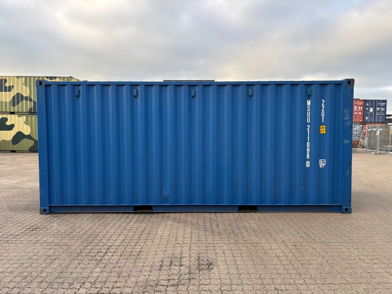 Billede 5 - TILBUD TILBUD 20 fods Container med småbuler. Ral: