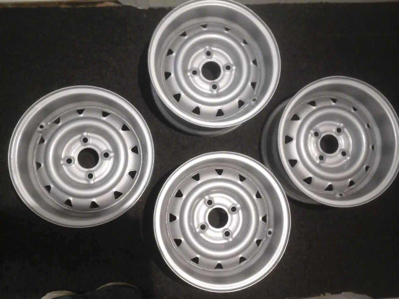 Billede 1 - BMW / Opel. Brede Borrani fælge