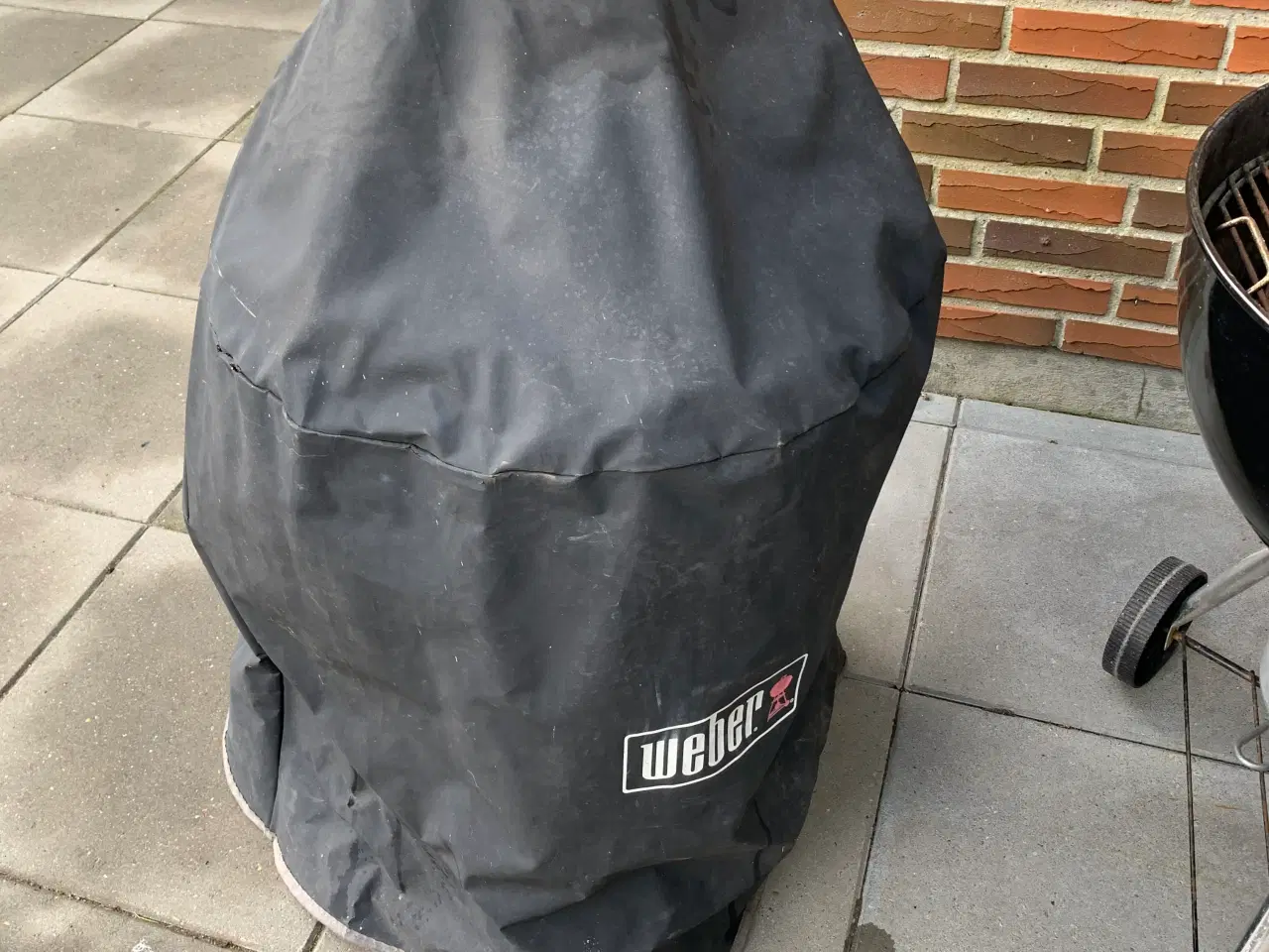 Billede 3 - Weber kuglegrill med overtræk 57 cm