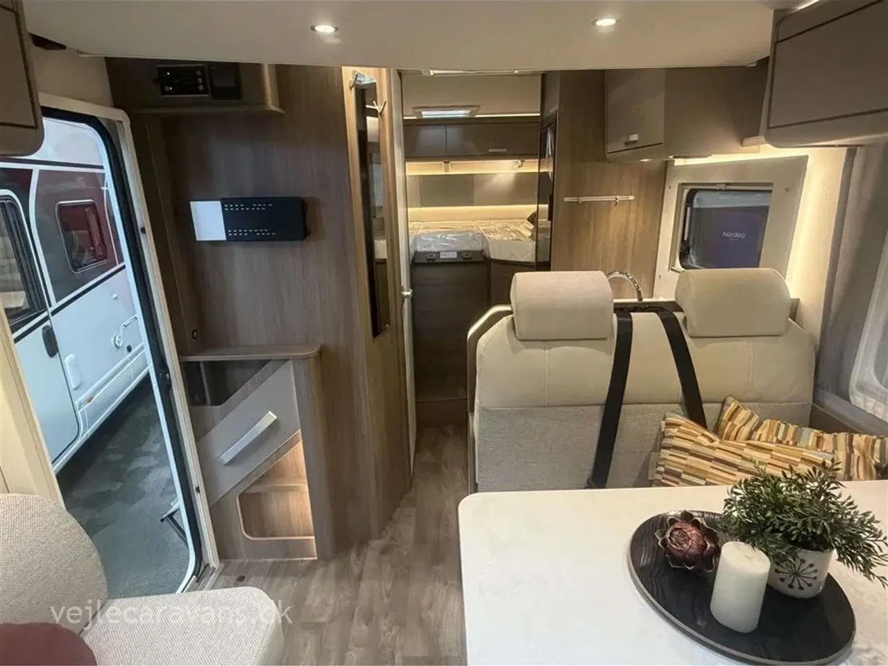 Billede 8 - 2026 - Carado T 328 Pro+