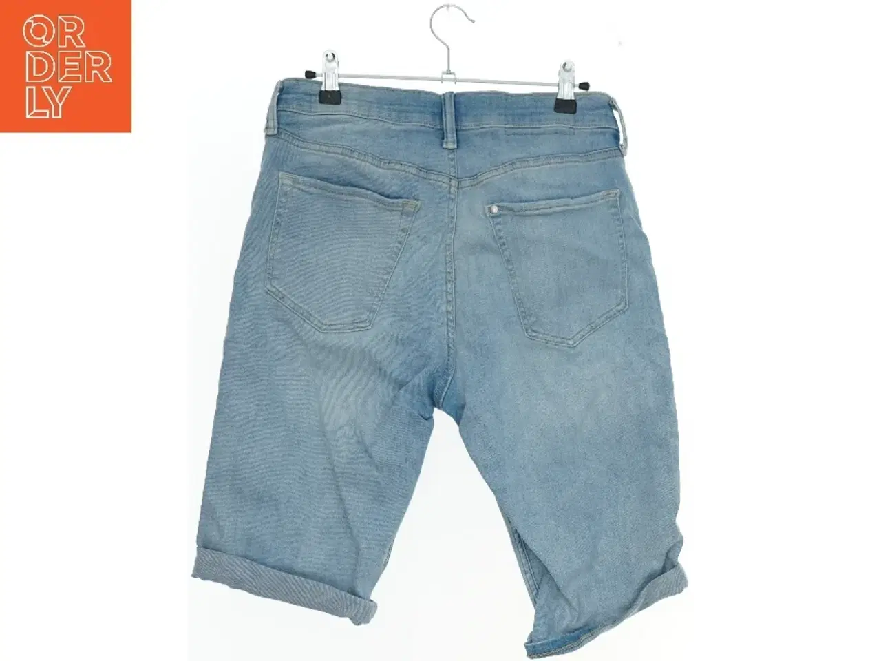 Billede 2 - Shorts i lys denim fra H&M (str. 176)