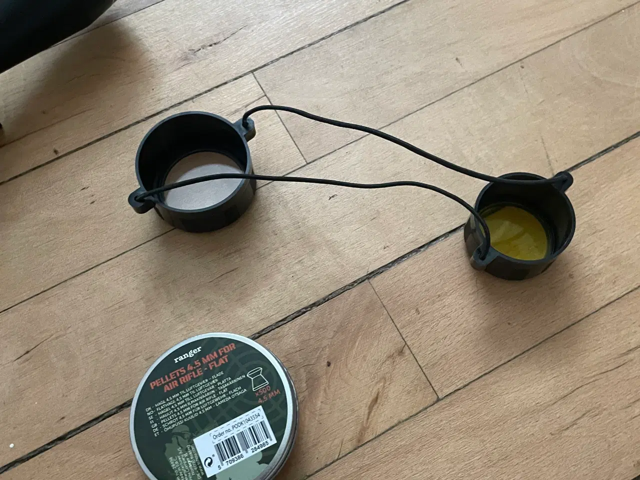 Billede 3 - Luft geværmed tilbehør. 
