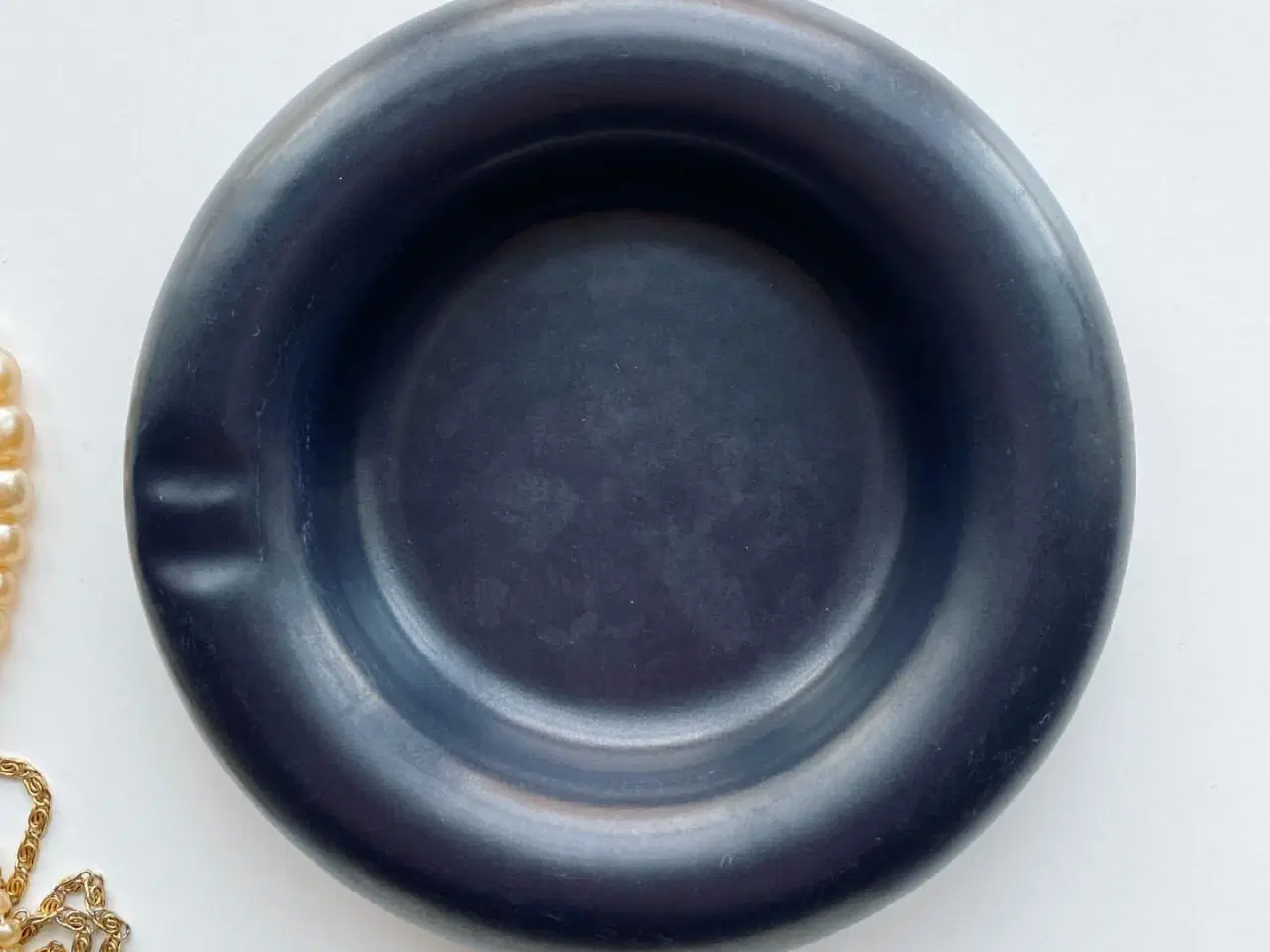 Billede 4 - Sortglaseret keramik