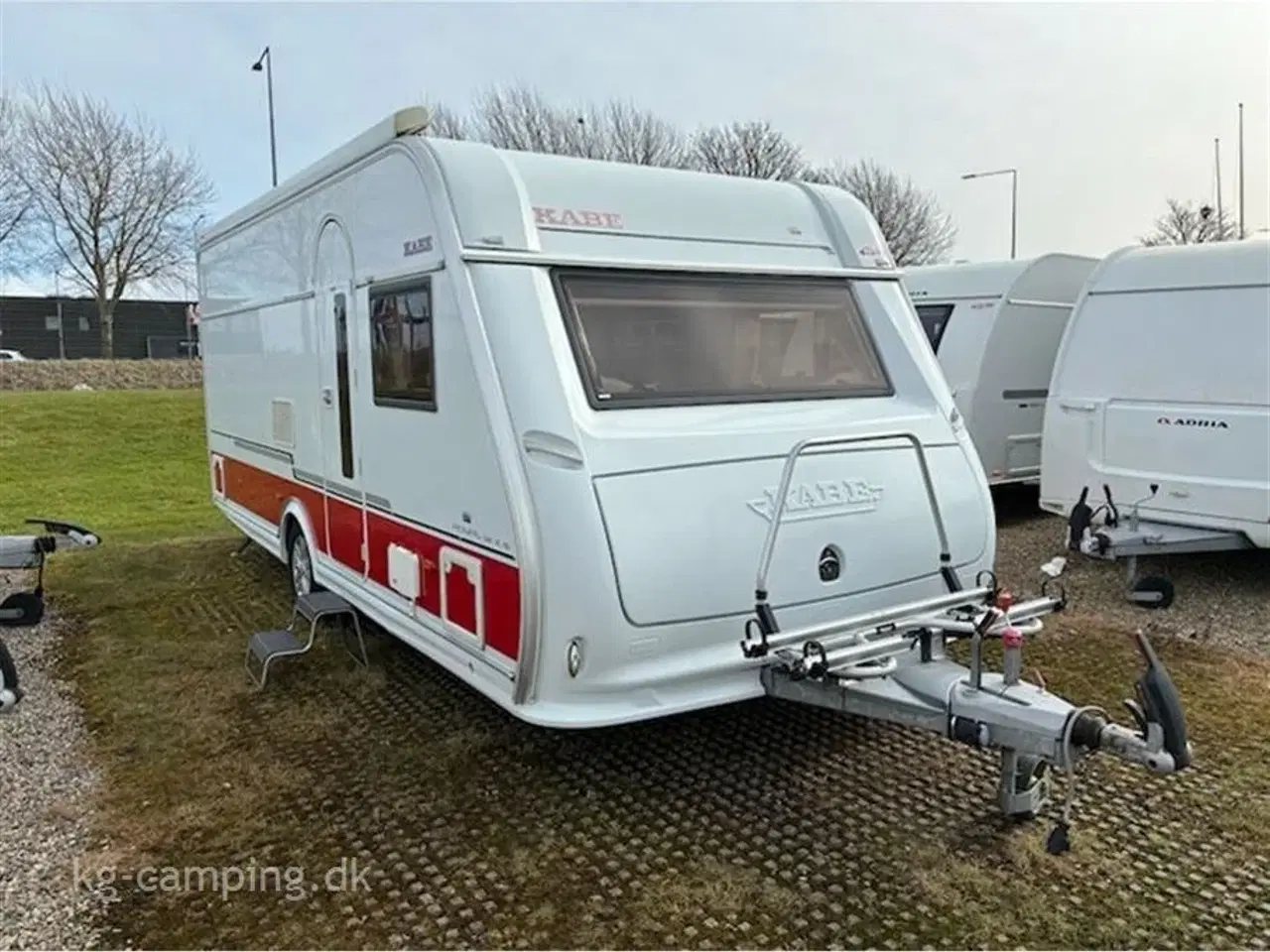 Billede 1 - 2014 - Kabe Royal 520 XL KS   Mindre vintervogn i bred model. Lækker læderstue, Thule 6300 markise og Truma XT mover.