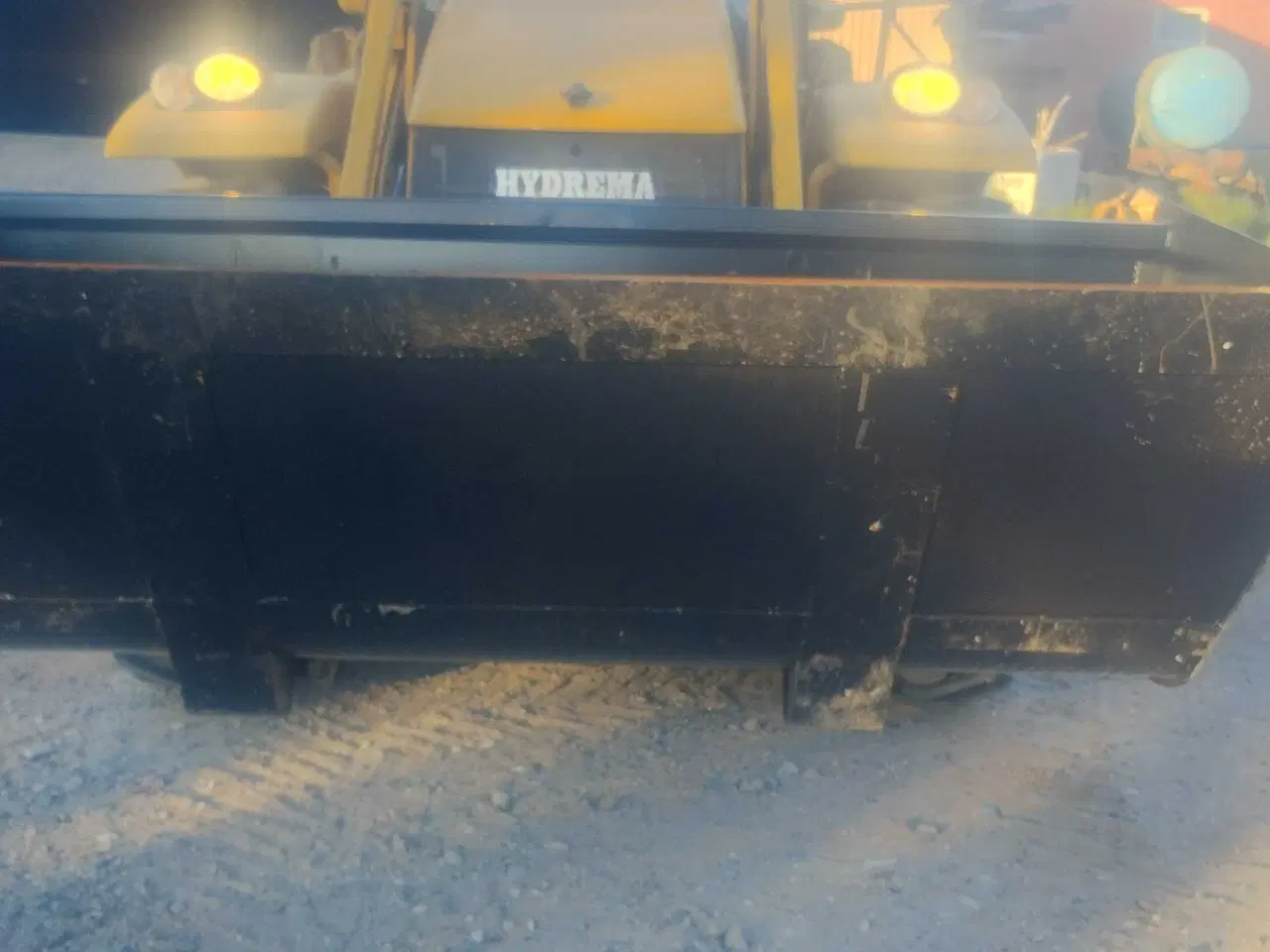 Billede 2 - Frontskovl med volvoskifte