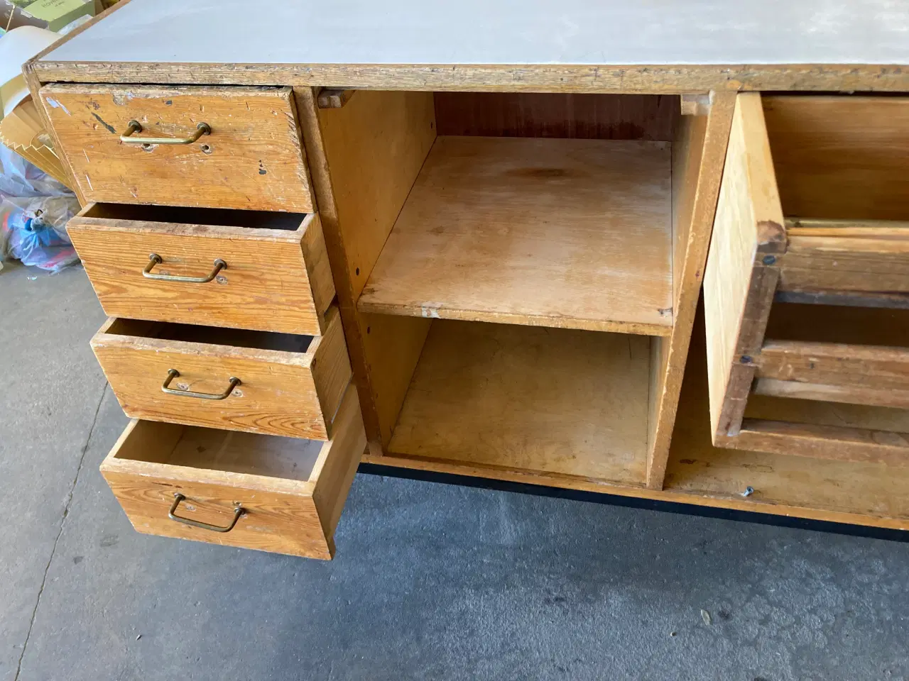 Billede 3 - Pakkebord