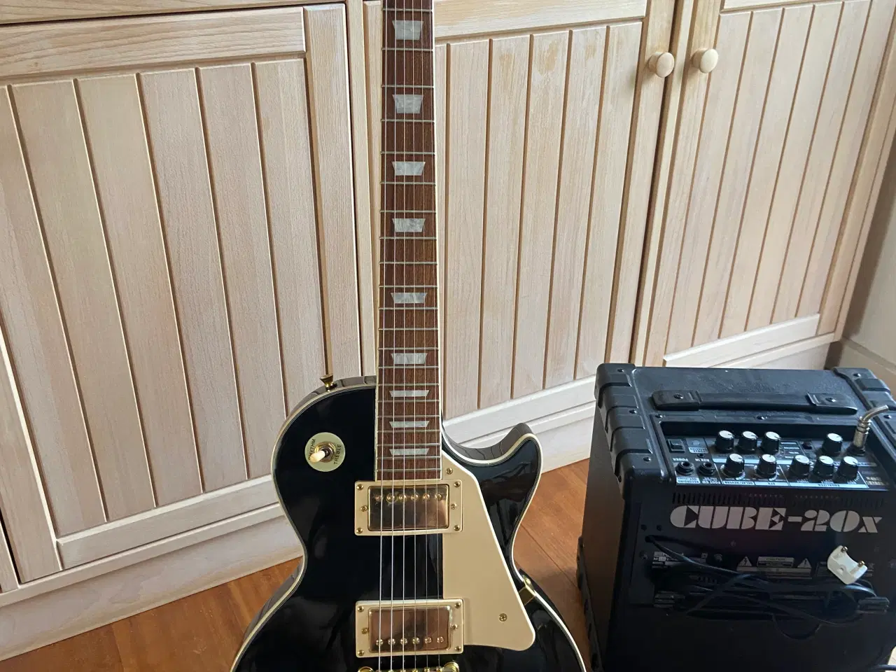 Billede 2 - El-guitar komplet sæt med forstærker