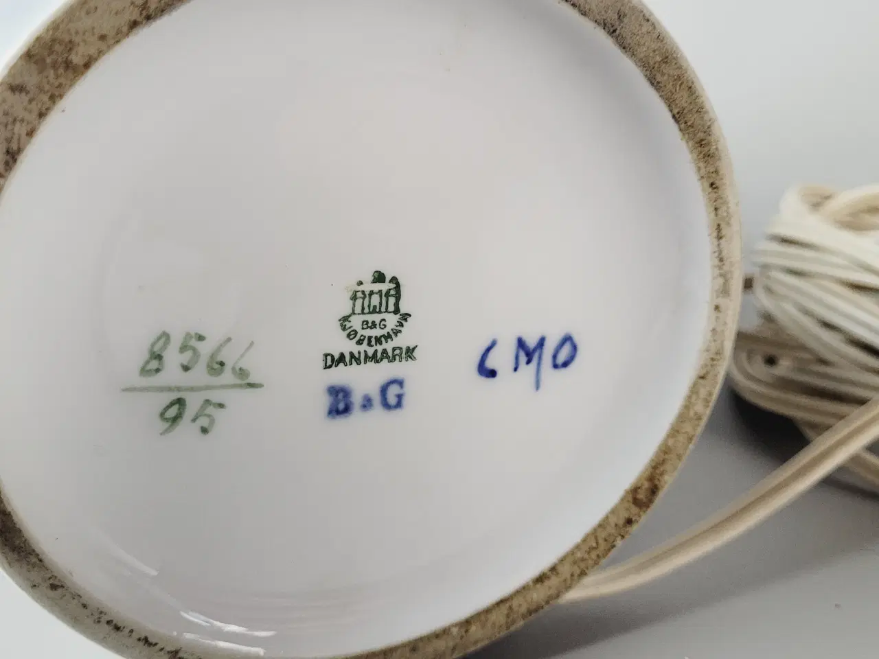 Billede 5 - ⭐️· Bing & Grøndahl porcelænslampe (model 8566)