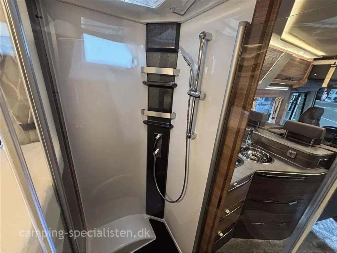 Billede 11 - 2026 - Knaus Sun I 700 LEG   Knaus Sun I 700 LEG model 2026- Flagskibet indenfor autocamper Kan snart ses hos Camping-Specialisten.dk i Silkeborg