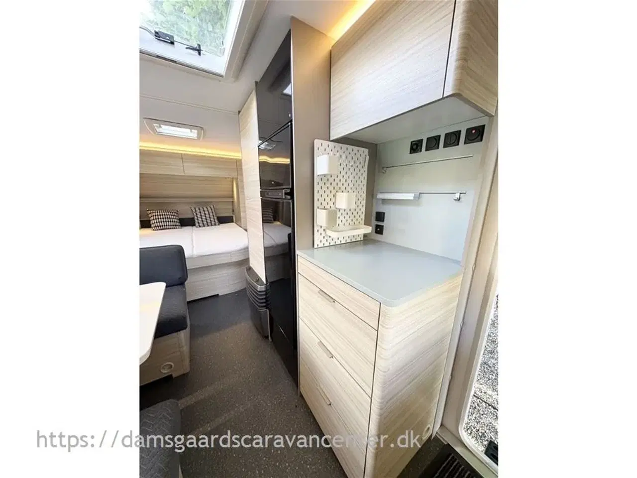 Billede 13 - 2021 - Adria Altea 542 PH   Queensbed-Gulvtemp.-Mover-Telt