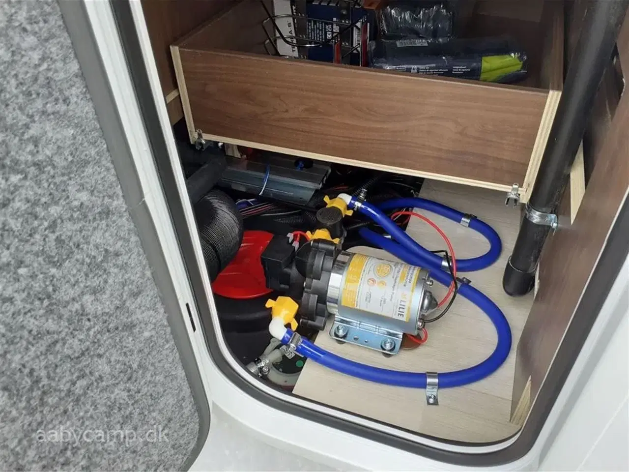 Billede 31 - 0 - Frankia Platin Pure I 7400 GD Edition   Top udstyret 5 Stjernet Camper på Mercedes