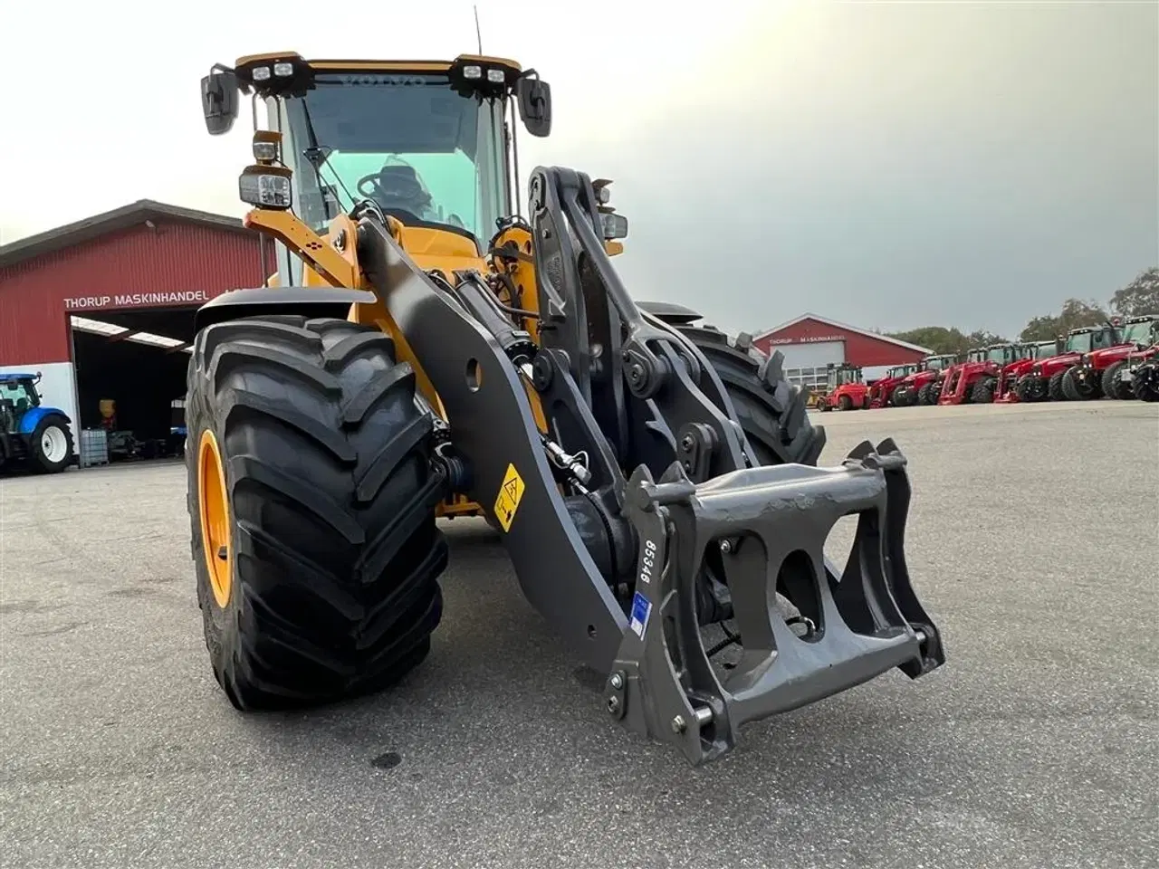 Billede 14 - Volvo L 90 H AGRICULTURE OG LANG BOM! KUN 1200 TIMER! TIL OMGÅENDE LEVERING!