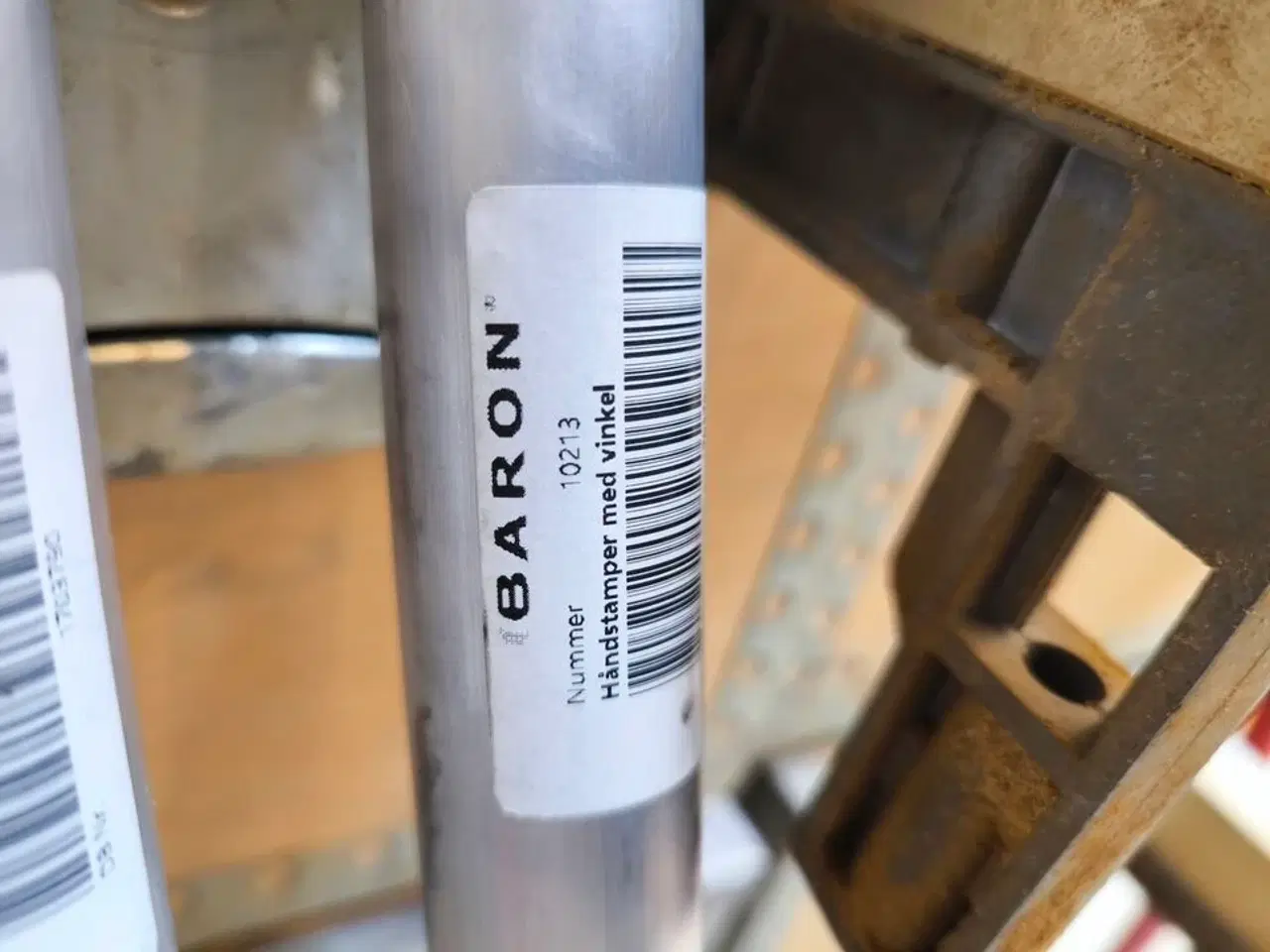 Billede 2 - 2 stk. BARON håndstamper med vinkel