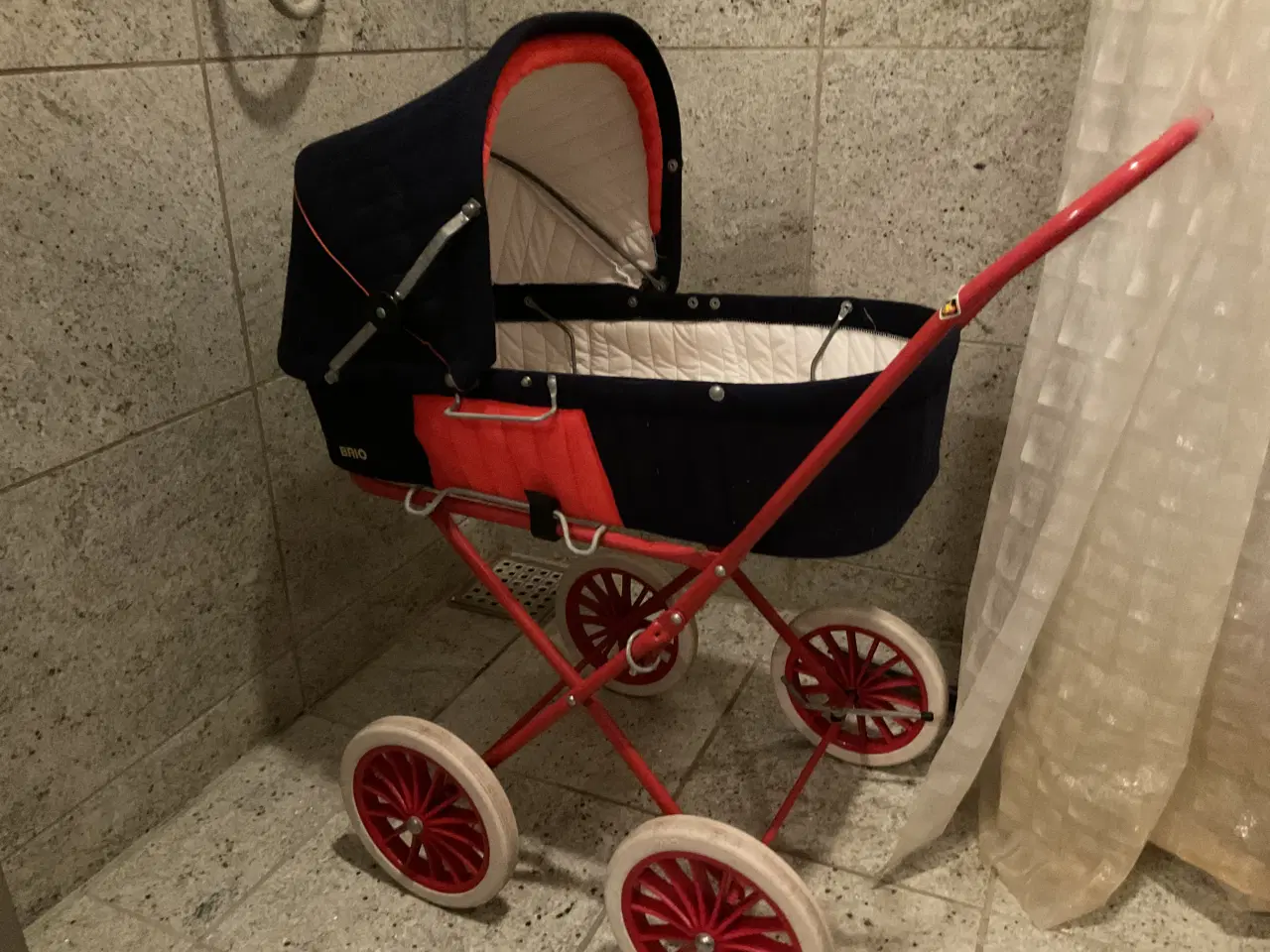 Billede 4 - BRIO dukkevogn