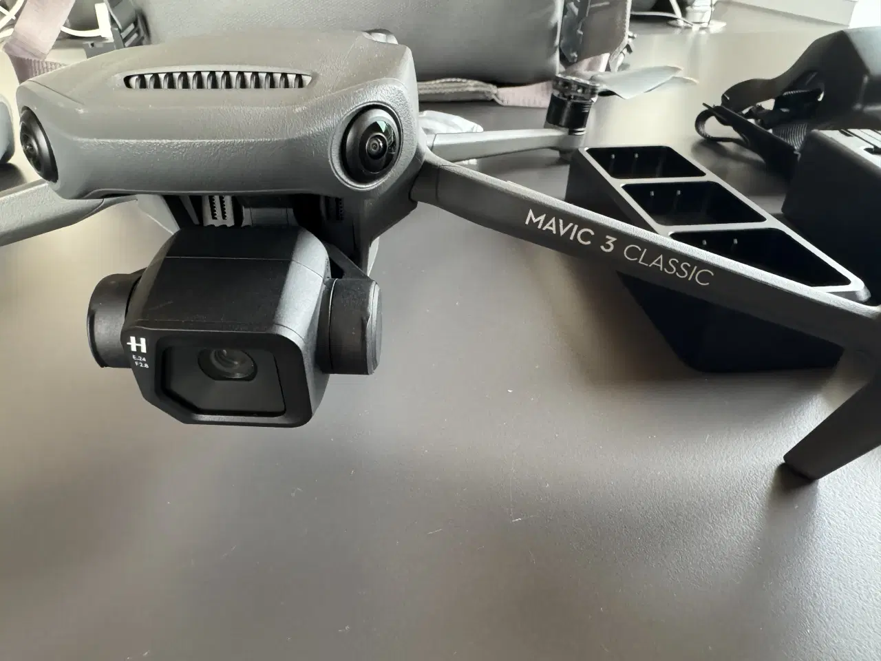 Billede 1 - DJI Mavic 3 Classic Drone inkl fly-more pakke