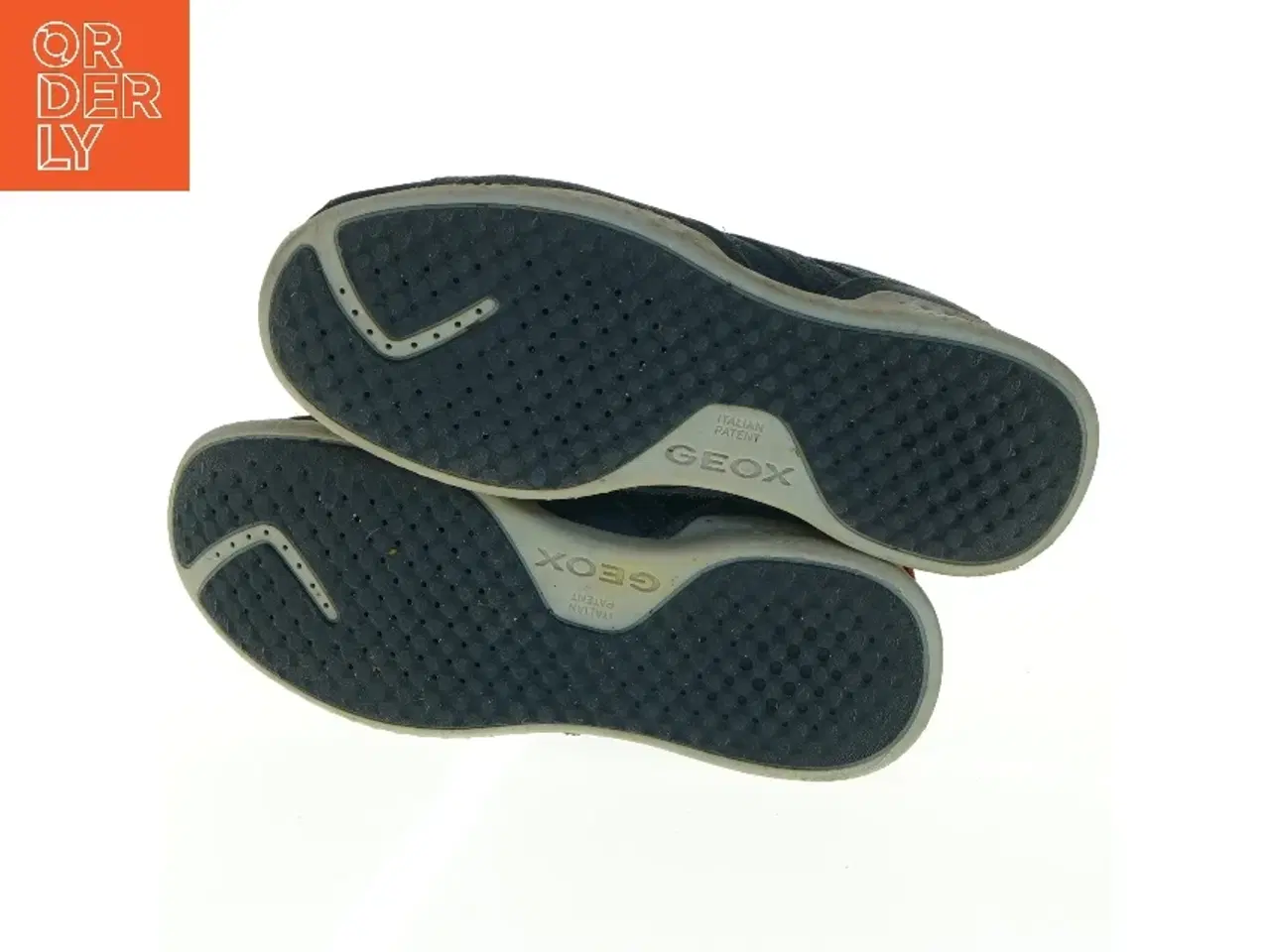 Billede 4 - Brugte børnesko fra Geox (str. 33 )