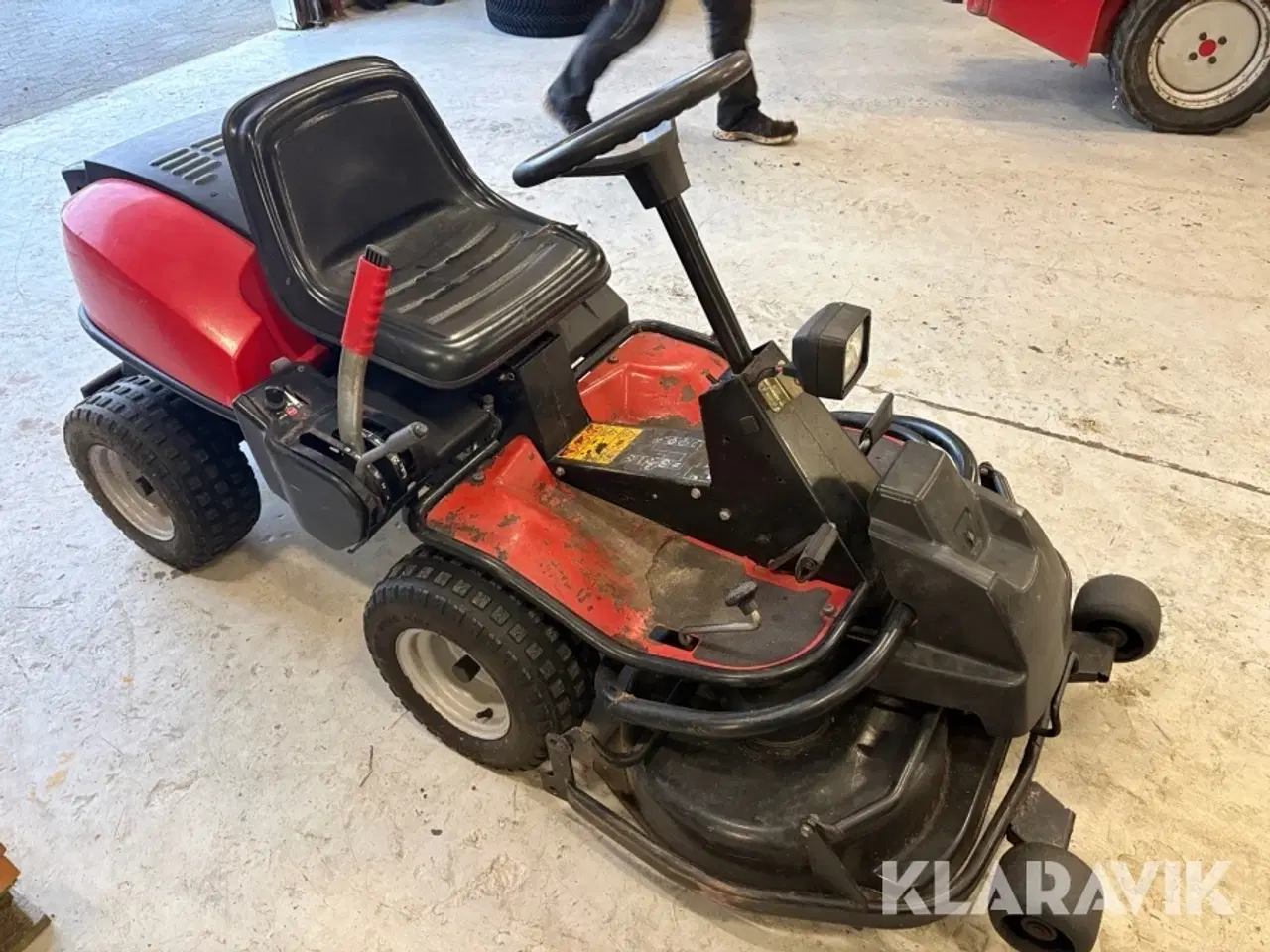 Billede 2 - Græsslåmaskine Jonsered FR2113MA