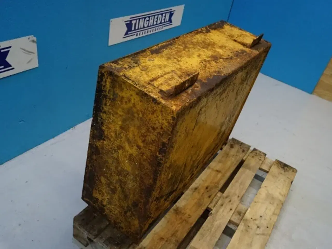 Billede 10 - Volvo L120 Dieseltank VOE4898515