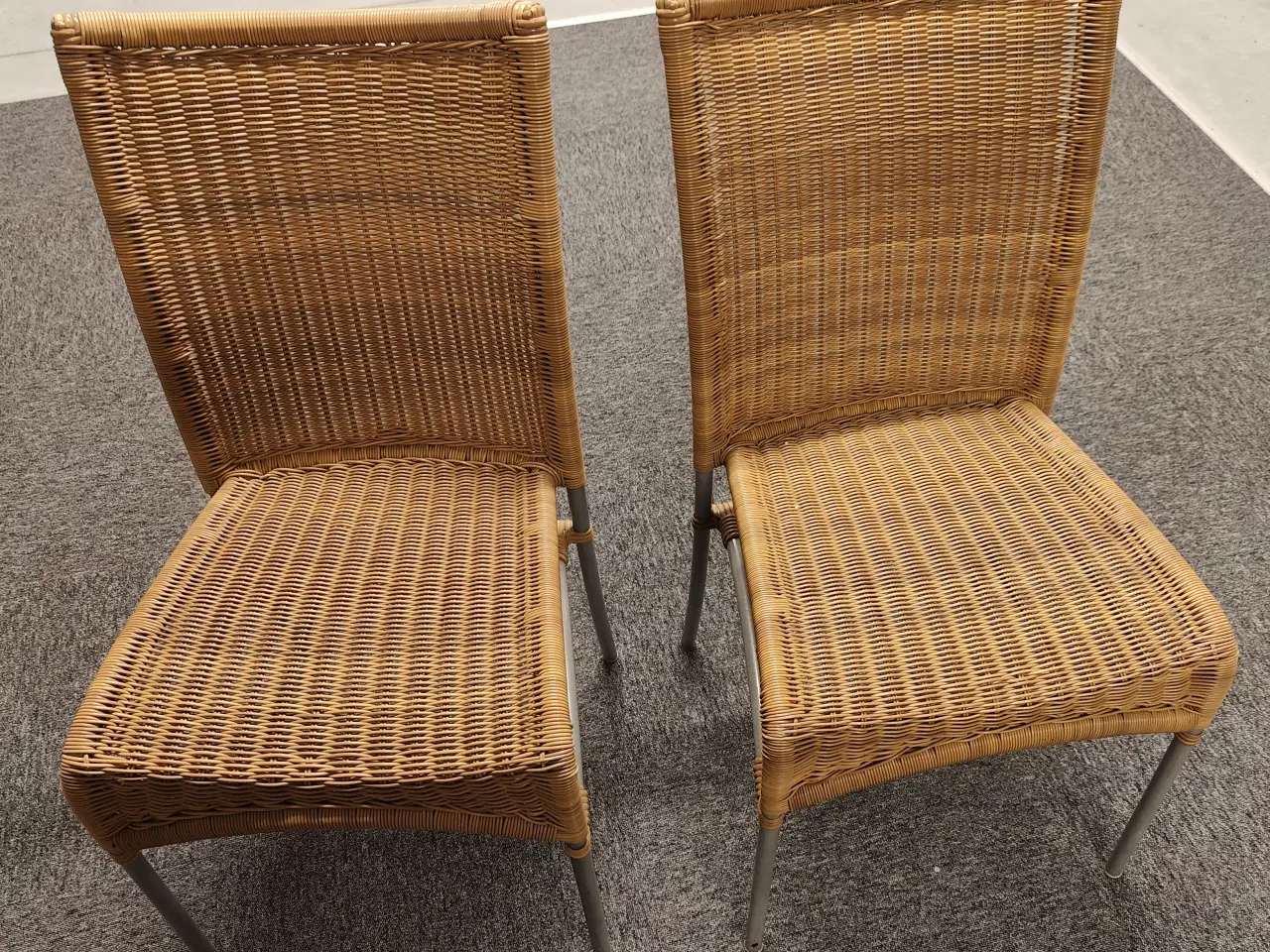 Billede 1 - 2 Havestole med fletbetræk