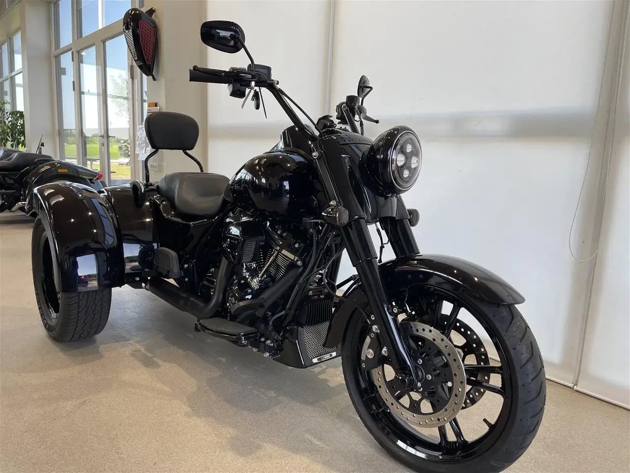 Billede 3 - Harley-Davidson FLRT Freewheeler Trike 114"