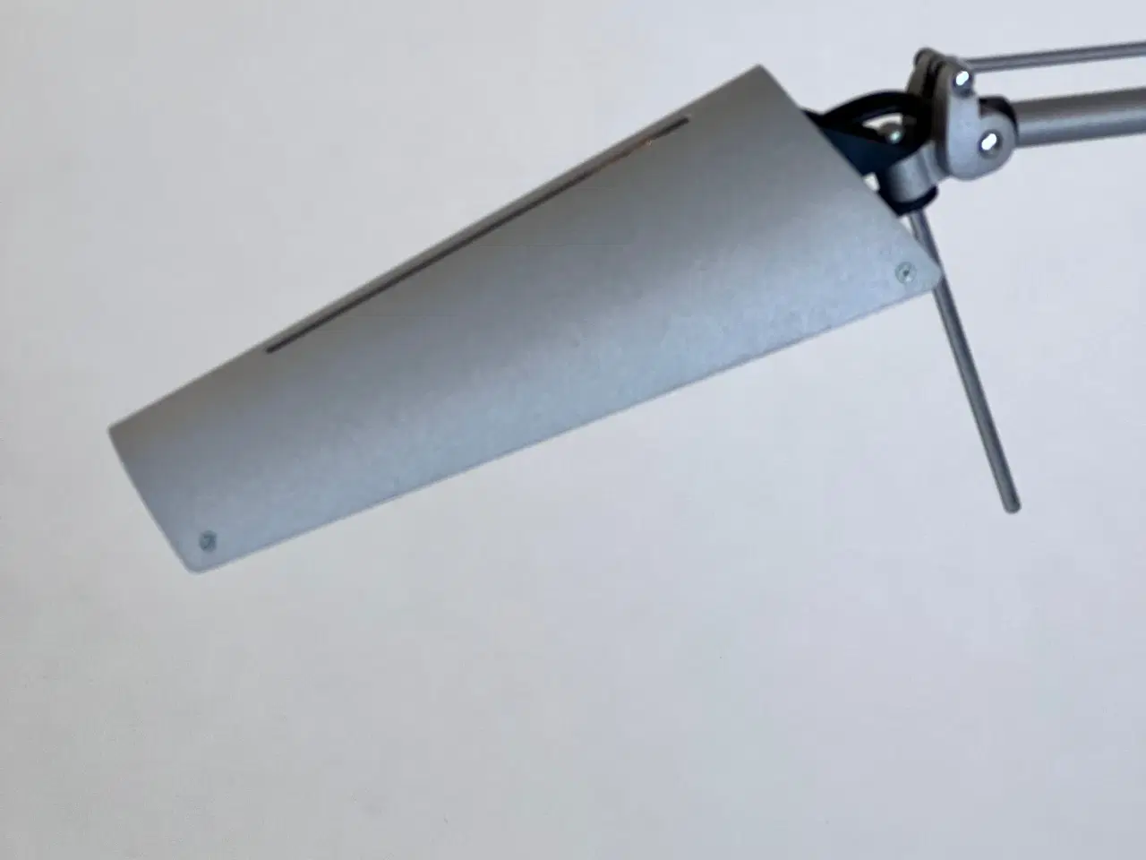 Billede 6 - Luxo Air bordlampe - Halogen - grå