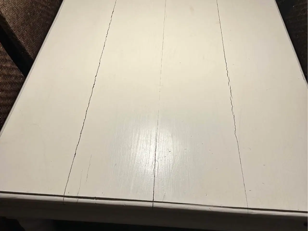 Billede 2 - Massiv Spisebord med patina 