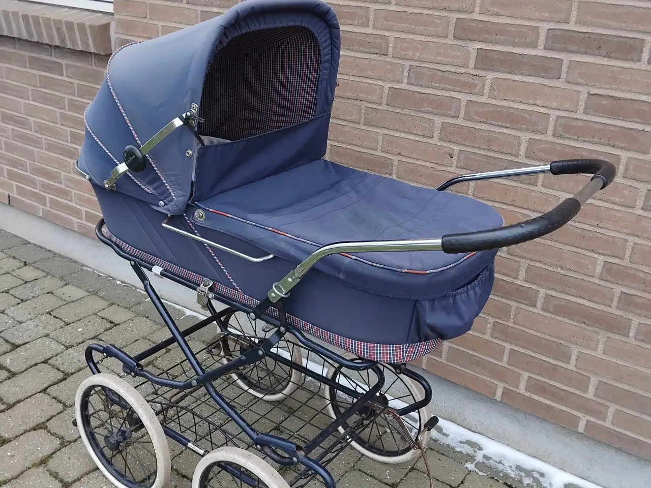 Billede 1 - Odder classic barnevogn med tilbehør. 