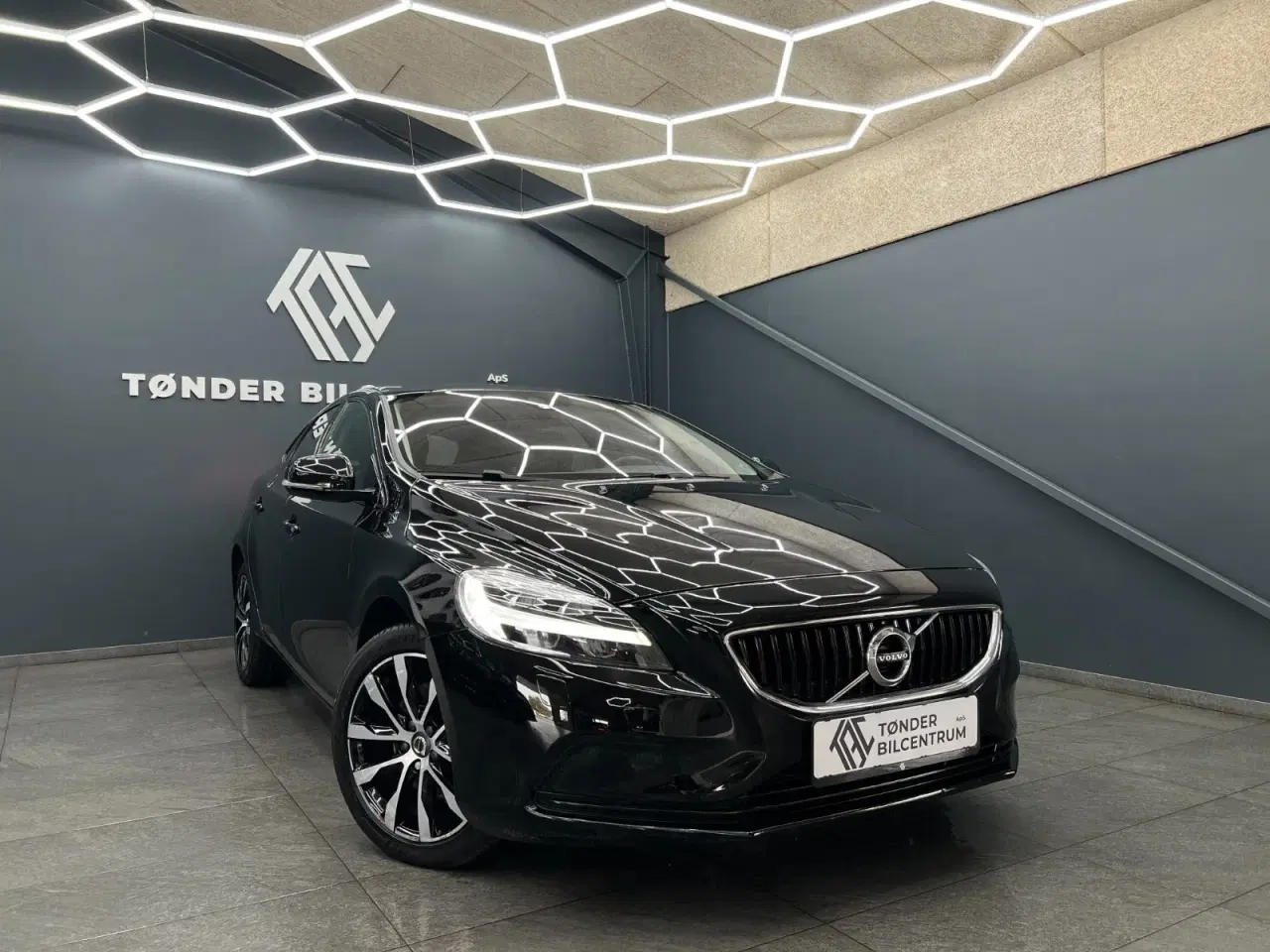 Billede 1 - Volvo V40 2,0 D3 150 Momentum