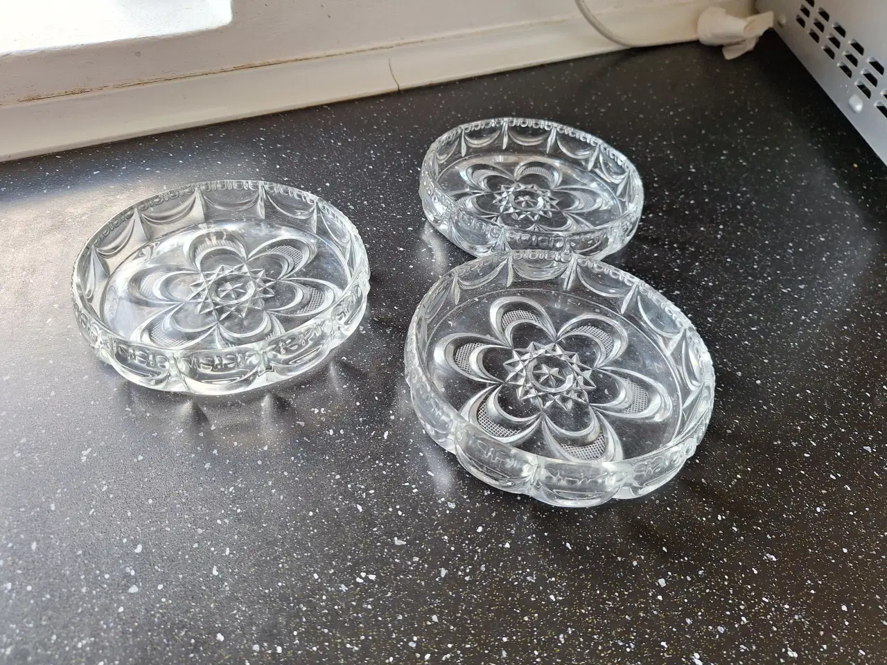 Billede 2 - Tallerkener